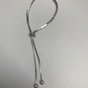 Adjustable silver bracelet